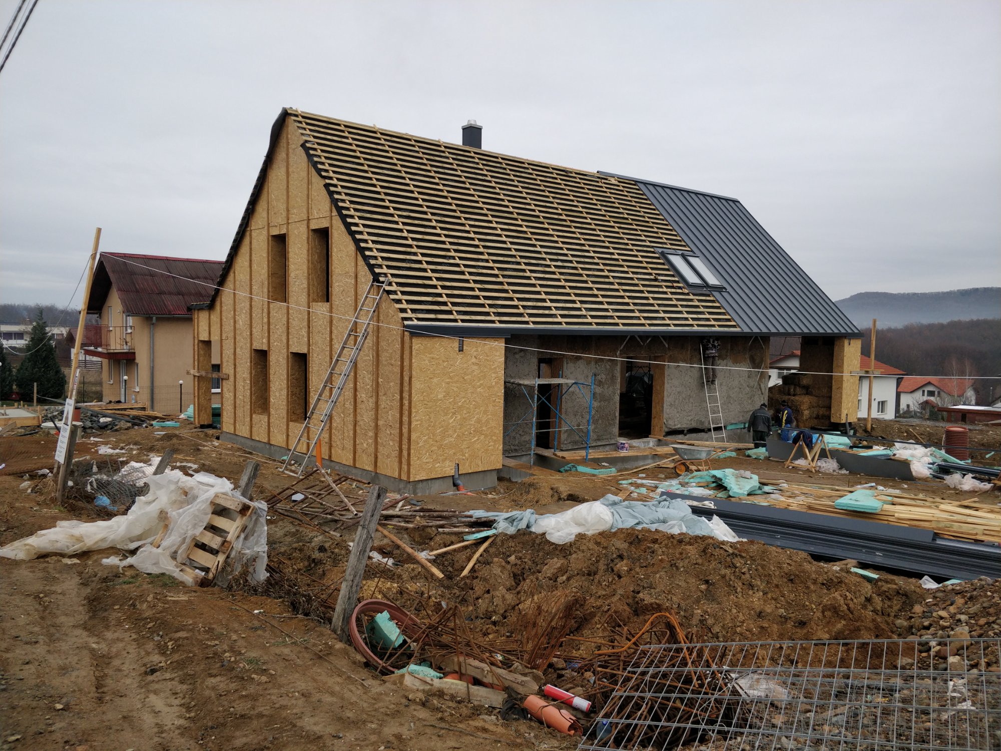 Casa BIO Salicea — OSB și acoperiș