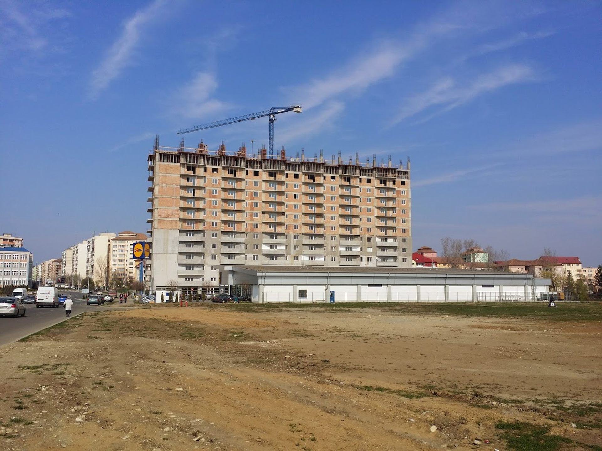 Bloc 19 etaje înainte de termosistem